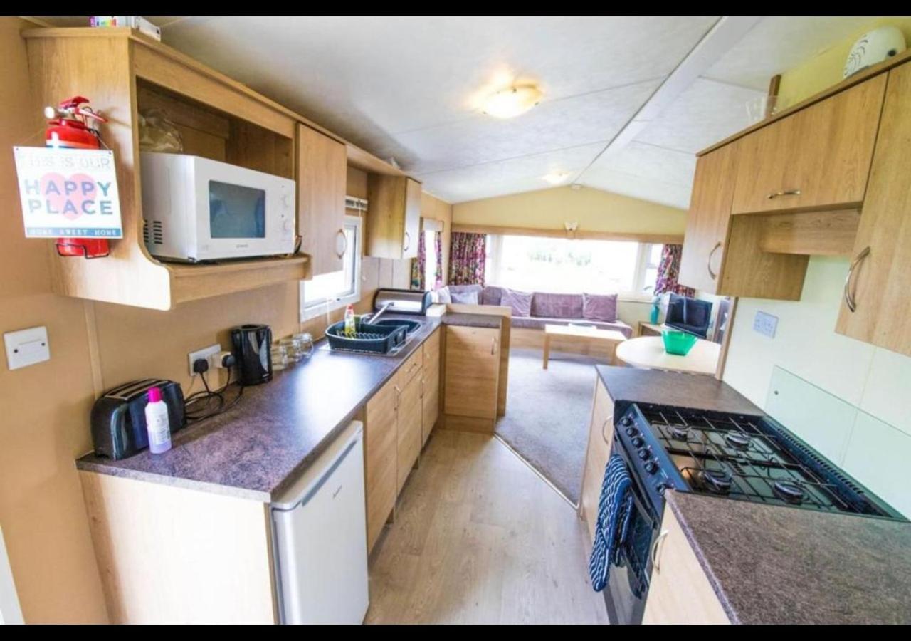 Sbl70 - Camber Sands Holiday Park - Sleeps 8 - Close Swimming Pools And Facilities - Private Parking Luaran gambar