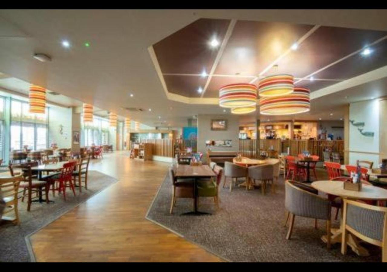 Sbl70 - Camber Sands Holiday Park - Sleeps 8 - Close Swimming Pools And Facilities - Private Parking Luaran gambar